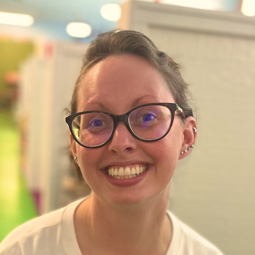 Meet your Posher, Tera